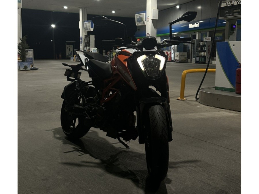 Модель Flat KTM 125 Duke 2024 года