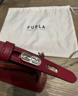 Оригинальная сумка Furla в идеальном состоянии