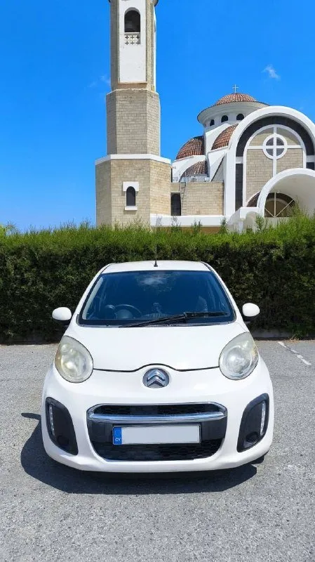 Продам Citroen C1 2013 автомат