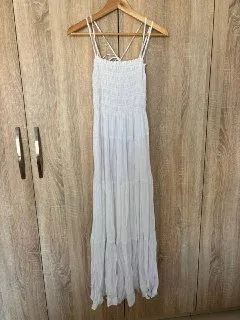 Белое платье Abercrombie & Fitch