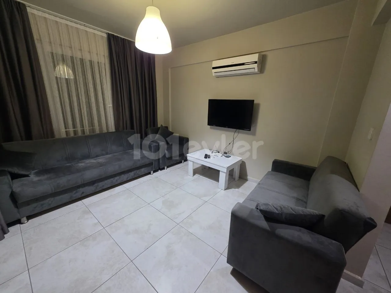 Girne Merkez'de Kaşkar Bölgesinde Kiralık Temiz 2+1 Daire! £750