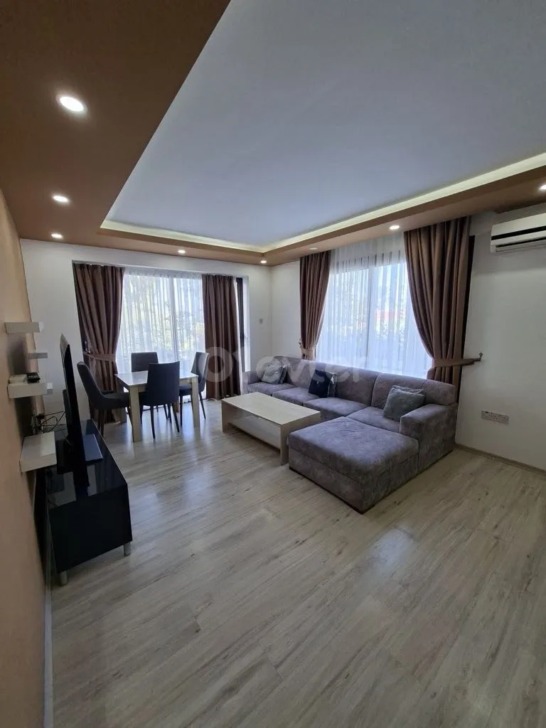 Yeni limanda 2+1 eşyalı daire 895 stg / 0548 823 96 10 £895